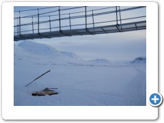 Day 4 start with frozen river and bridge