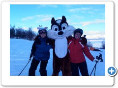 Lizz and Mari with the lemming